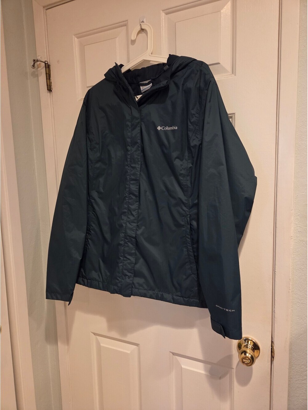 Columbia Men's XL Omni-Tech Waterproof Jacket with Hood - Picture 3 of 10